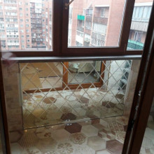 Зеркало с гравировкой "ромбы"