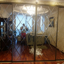 Фацет на двери шкафа-купе